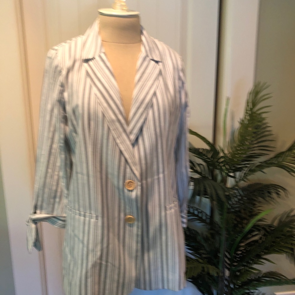 Miss Me Blue Grey and White Striped Lightweight Blazer Tailored Cut Size M NWOT
